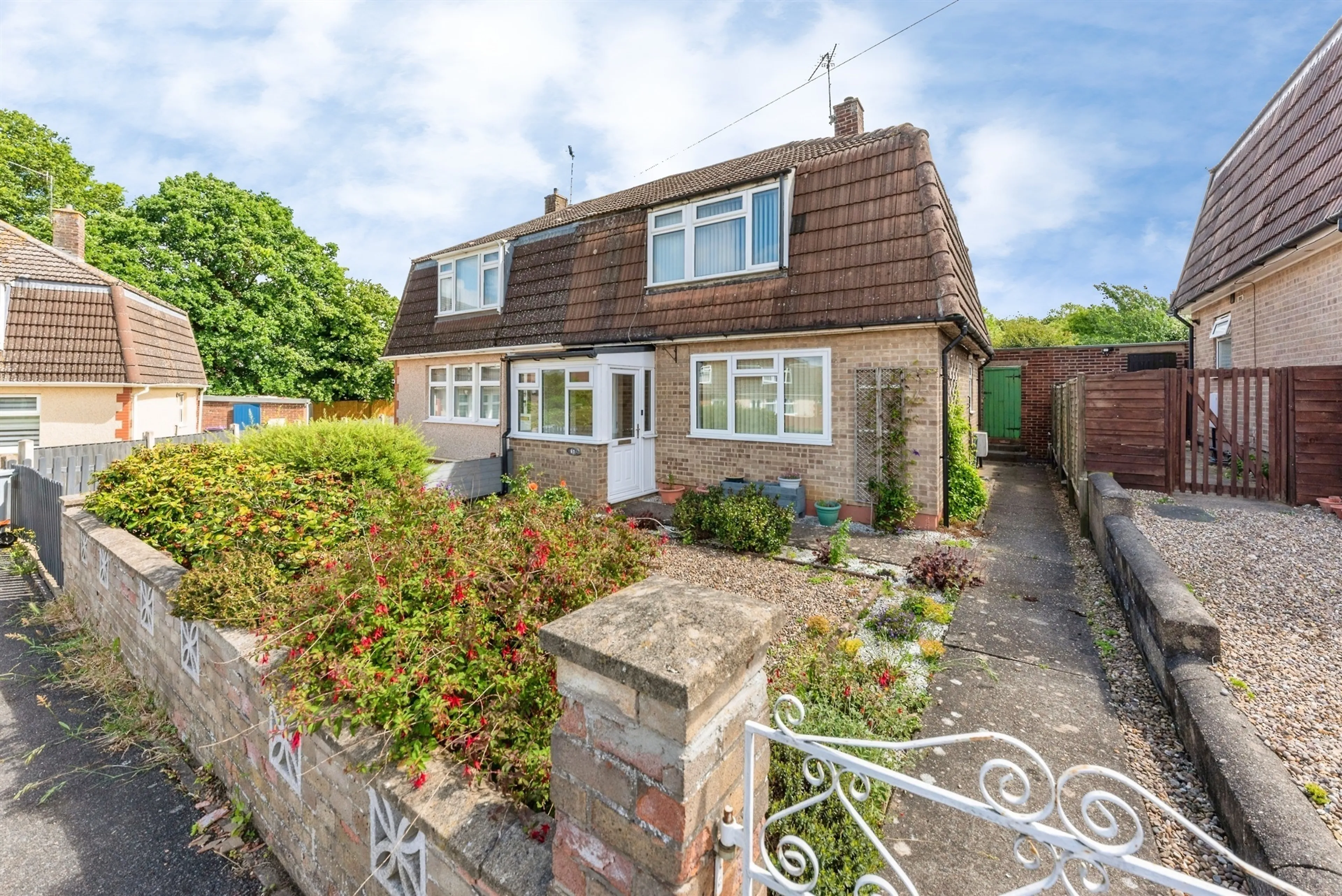 Property photo 0