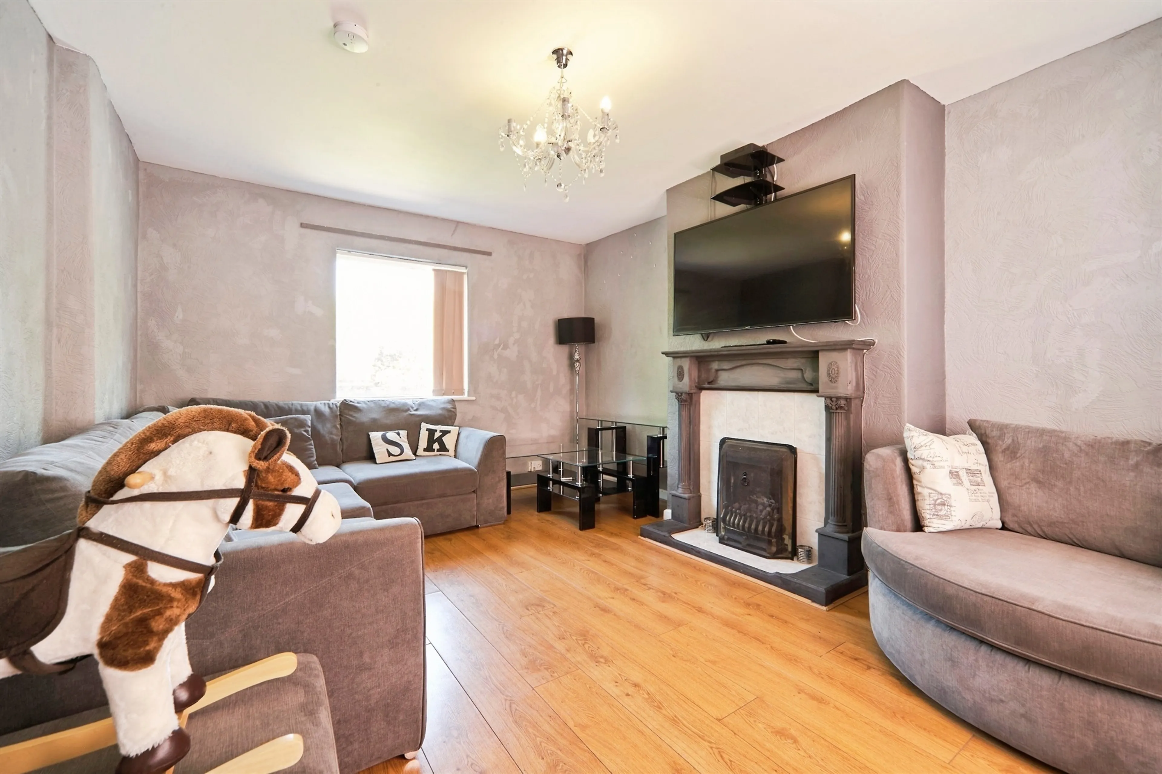 Property at Hollin Park Road, LEEDS