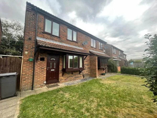Bramble Court, LN4 2QY