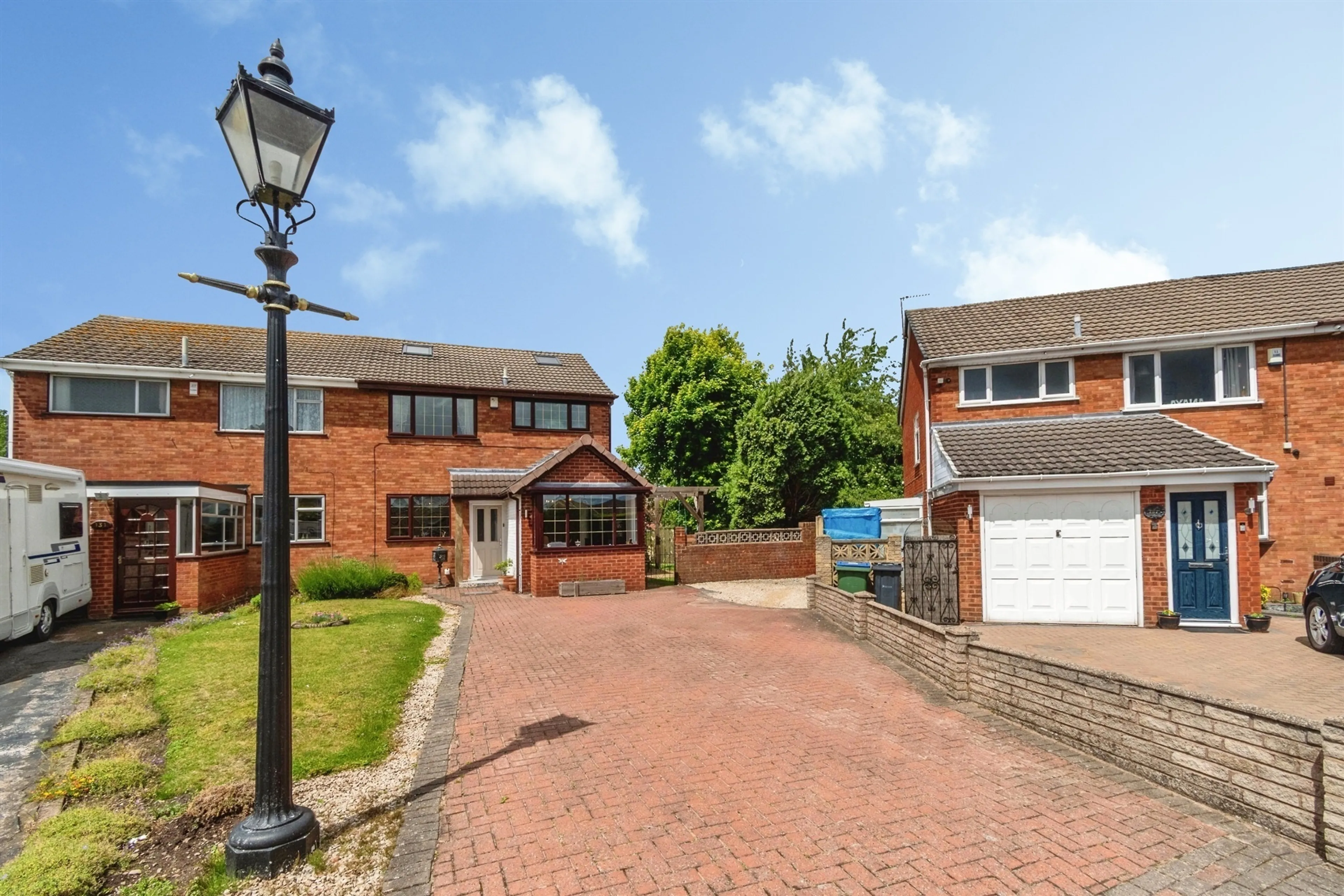 Property photo 0
