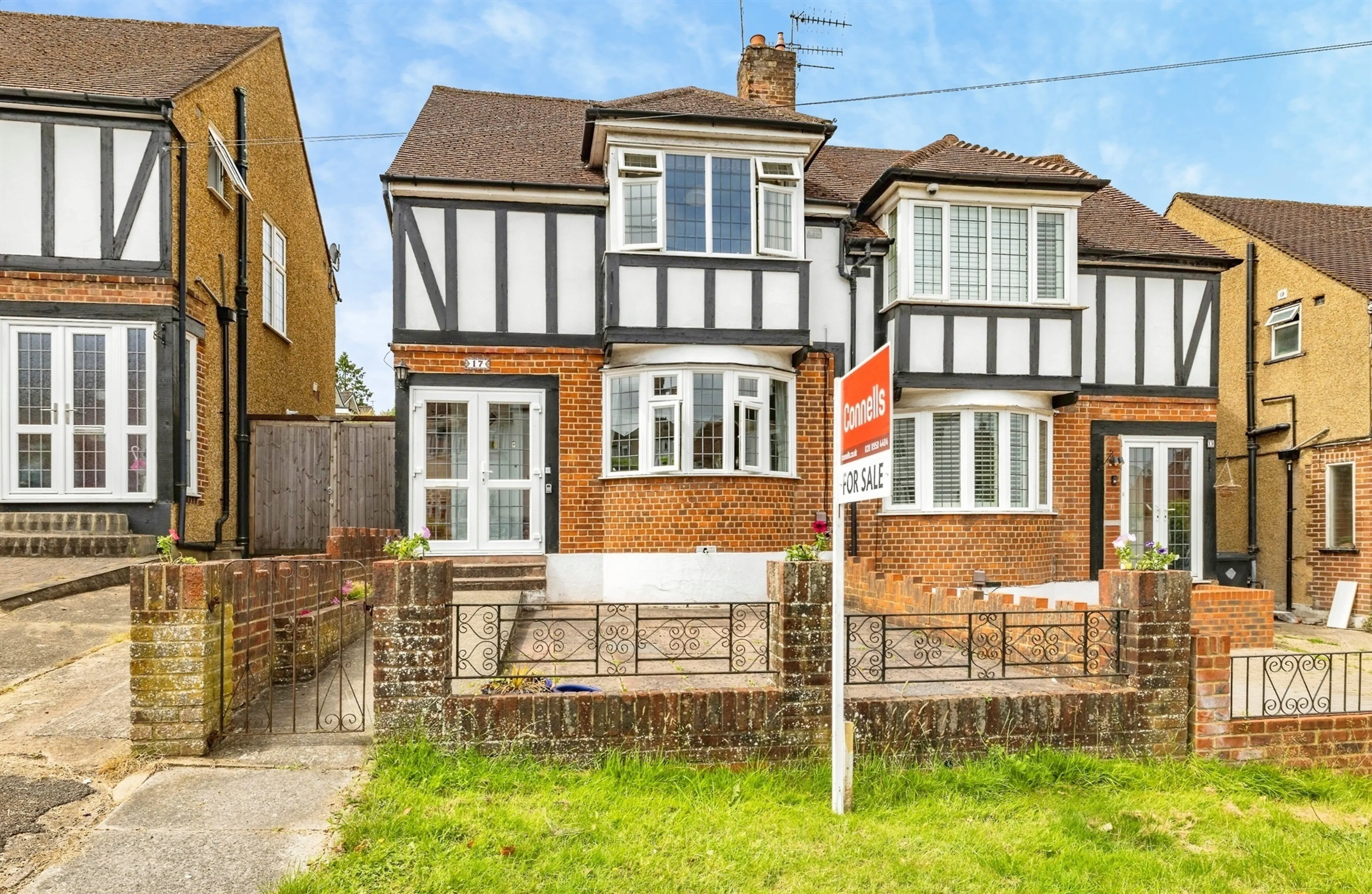 Property photo 0