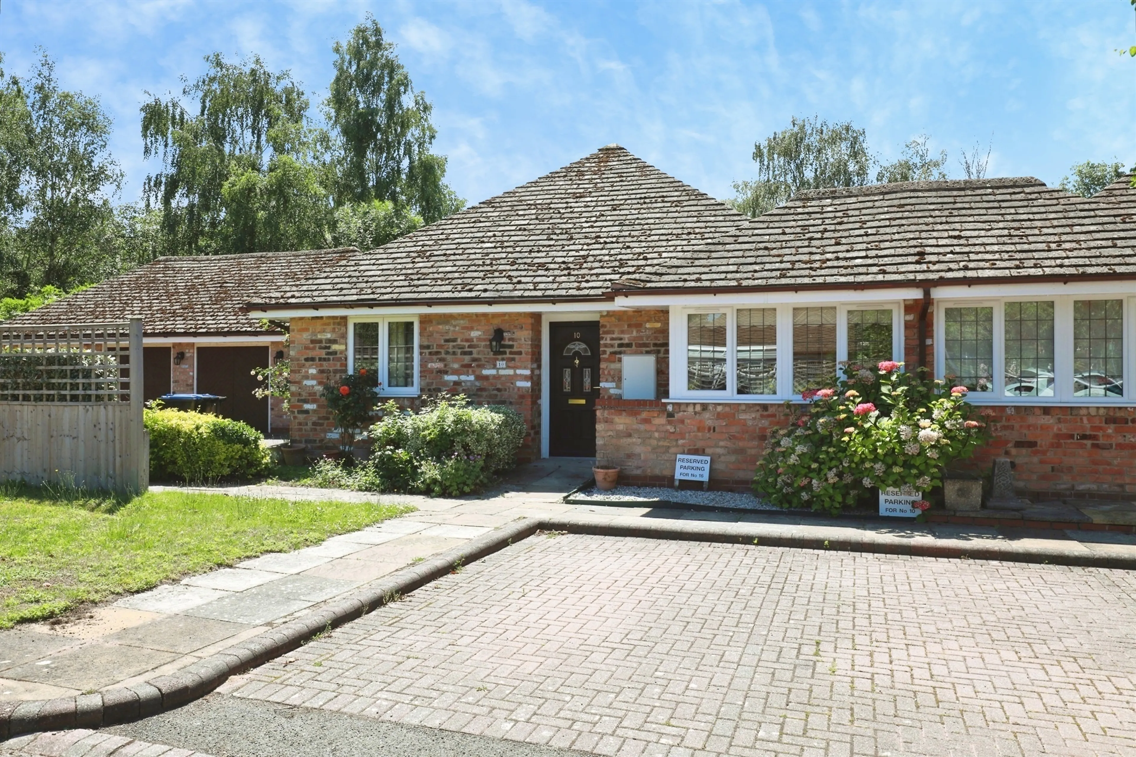 Property photo 0