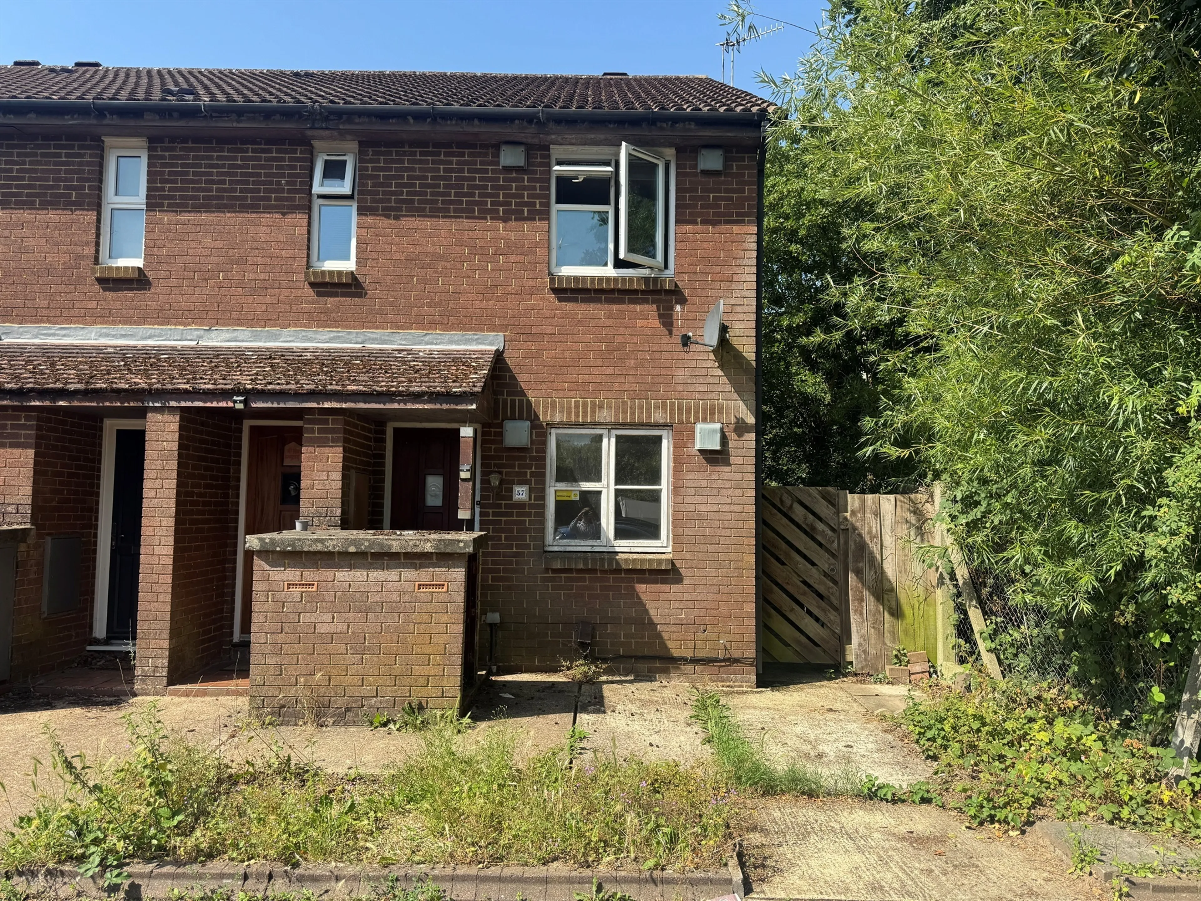 Property photo 0