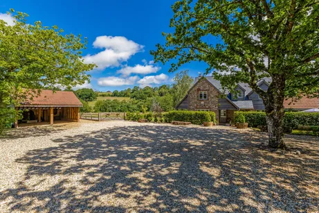 Moonsbrook, Oakhill, BA3