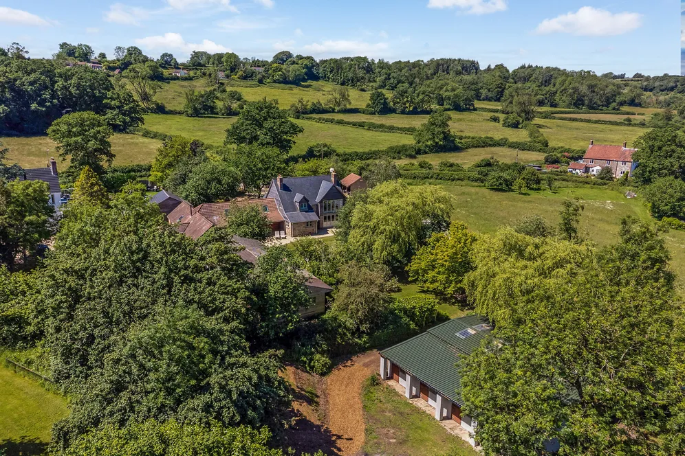 Moonsbrook, Oakhill, BA3 photo 21