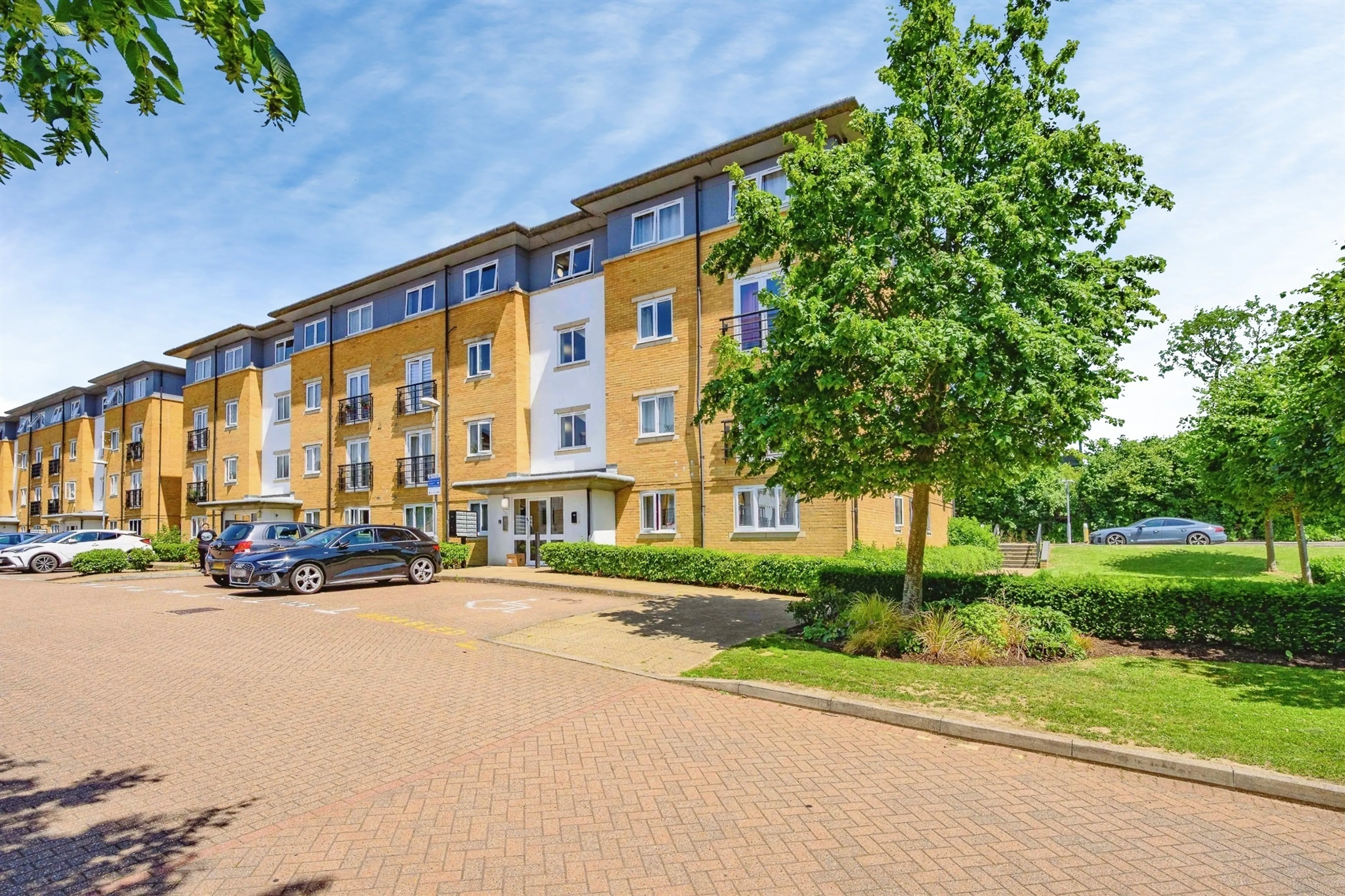 Property photo 0