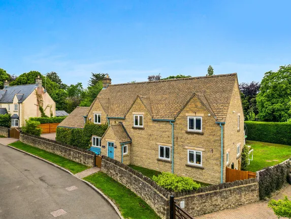 Tall Trees, Cirencester, GL7
