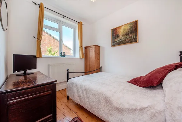 Cawley Road, Chichester, PO19 photo 9