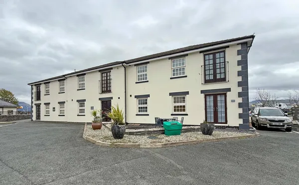 Porthmadog, Gwynedd, LL49