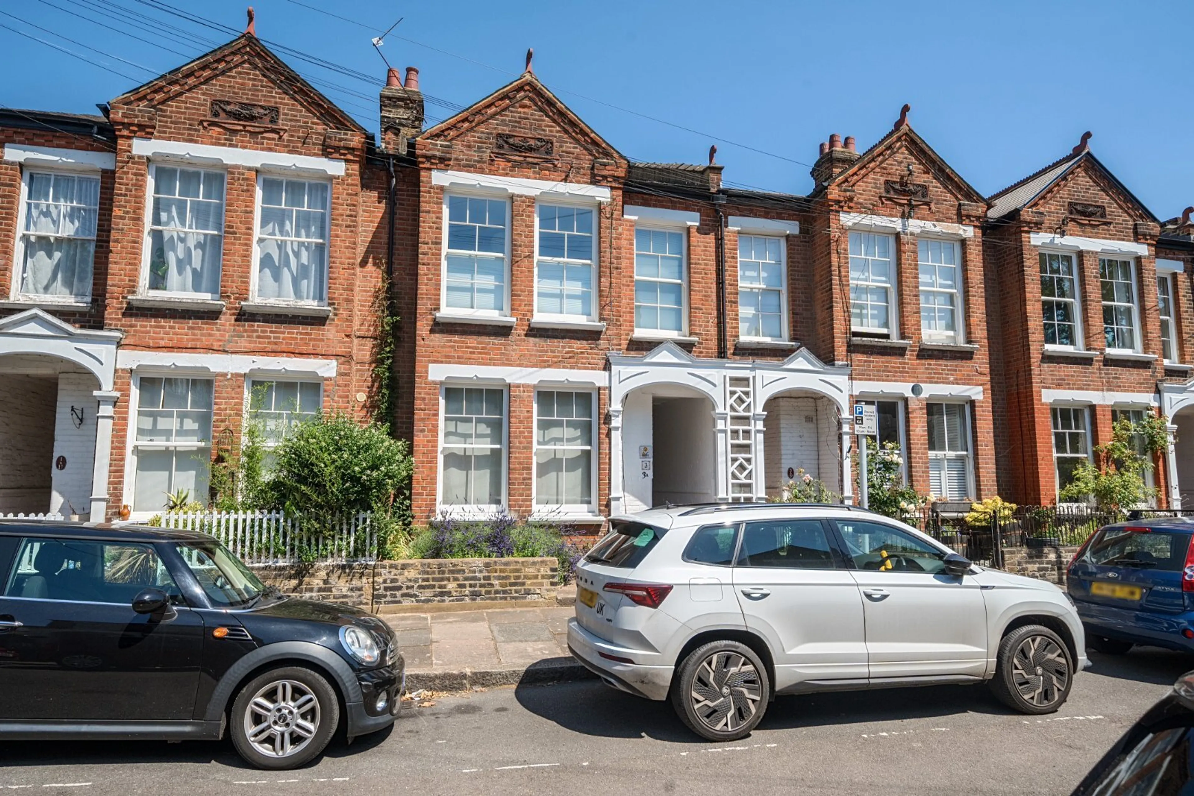 Property at North Avenue, Richmond, Surrey, TW9