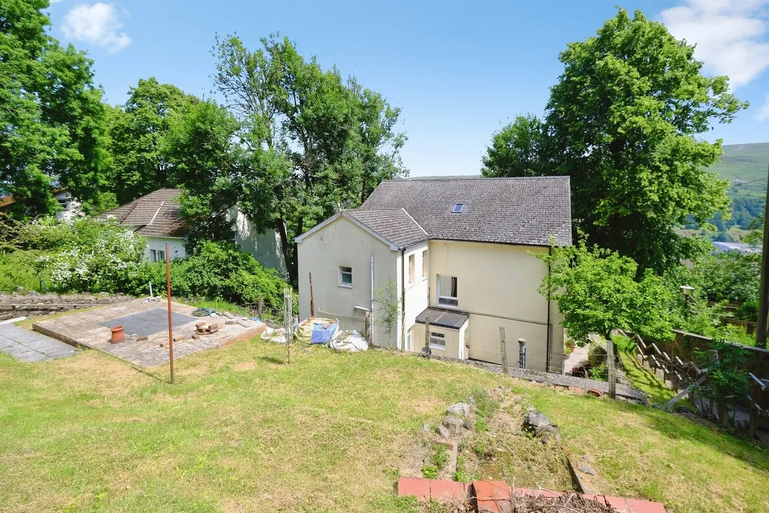 Property photo 35