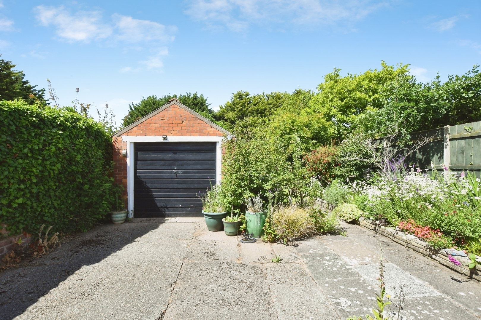 Main Road, Bilton Image 21