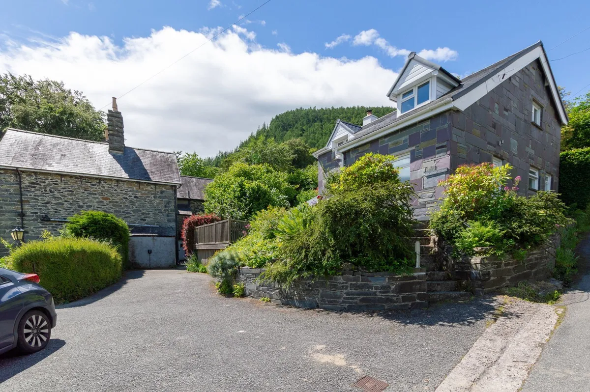 Trefriw, Conwy, LL27