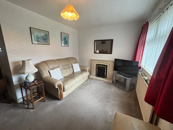 City Avenue, Denton, M34
