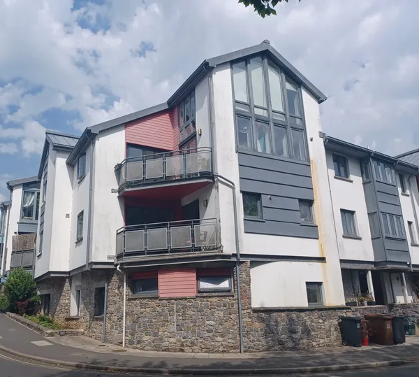 Leechwell Court, Totnes