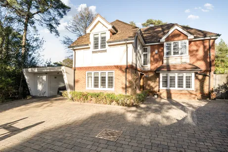 Goldsmiths Avenue, Crowborough, TN6