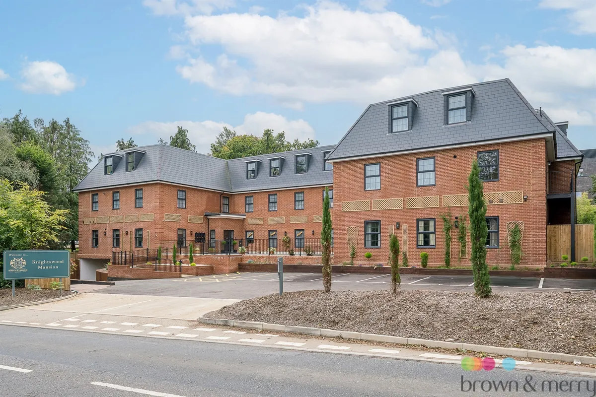 Knightswood Mansion, Berkhamsted