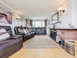 Box End Road, Kempston, Bedford thumb 3