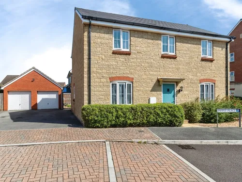 Pippit Place, Melkshamphoto