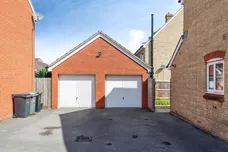 Pippit Place, Melksham