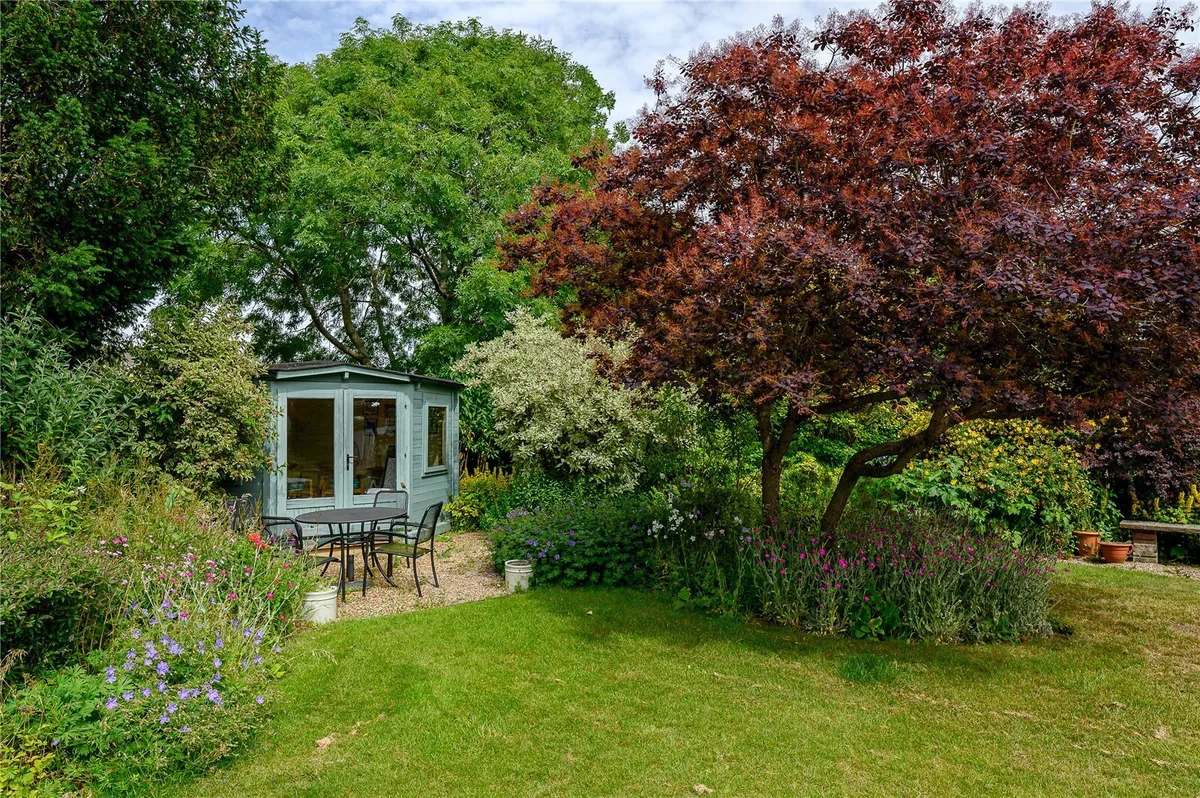 Woodacre Crescent, Bardsey, LS17