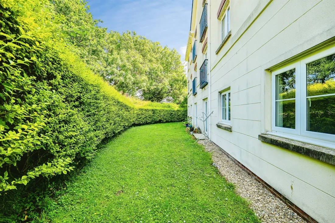 Property photo 16