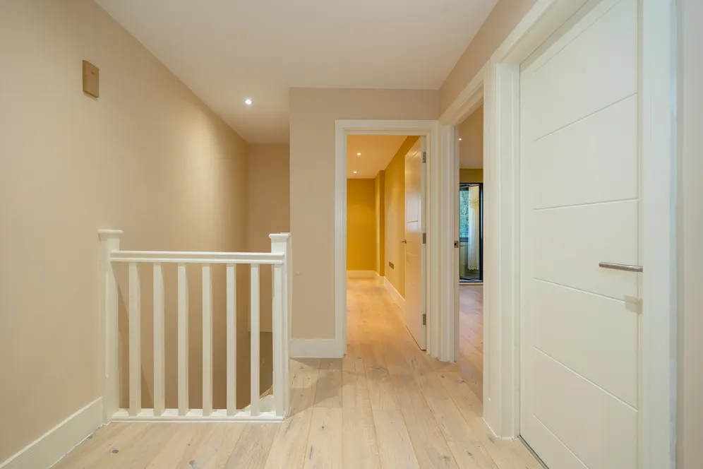 Golden Manor, Hanwell, W7 photo 11
