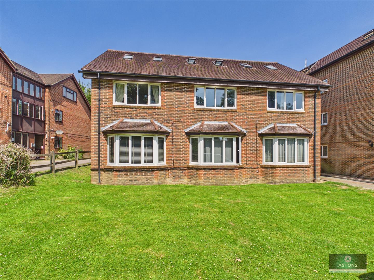 Maple Green, Southgate Image 8