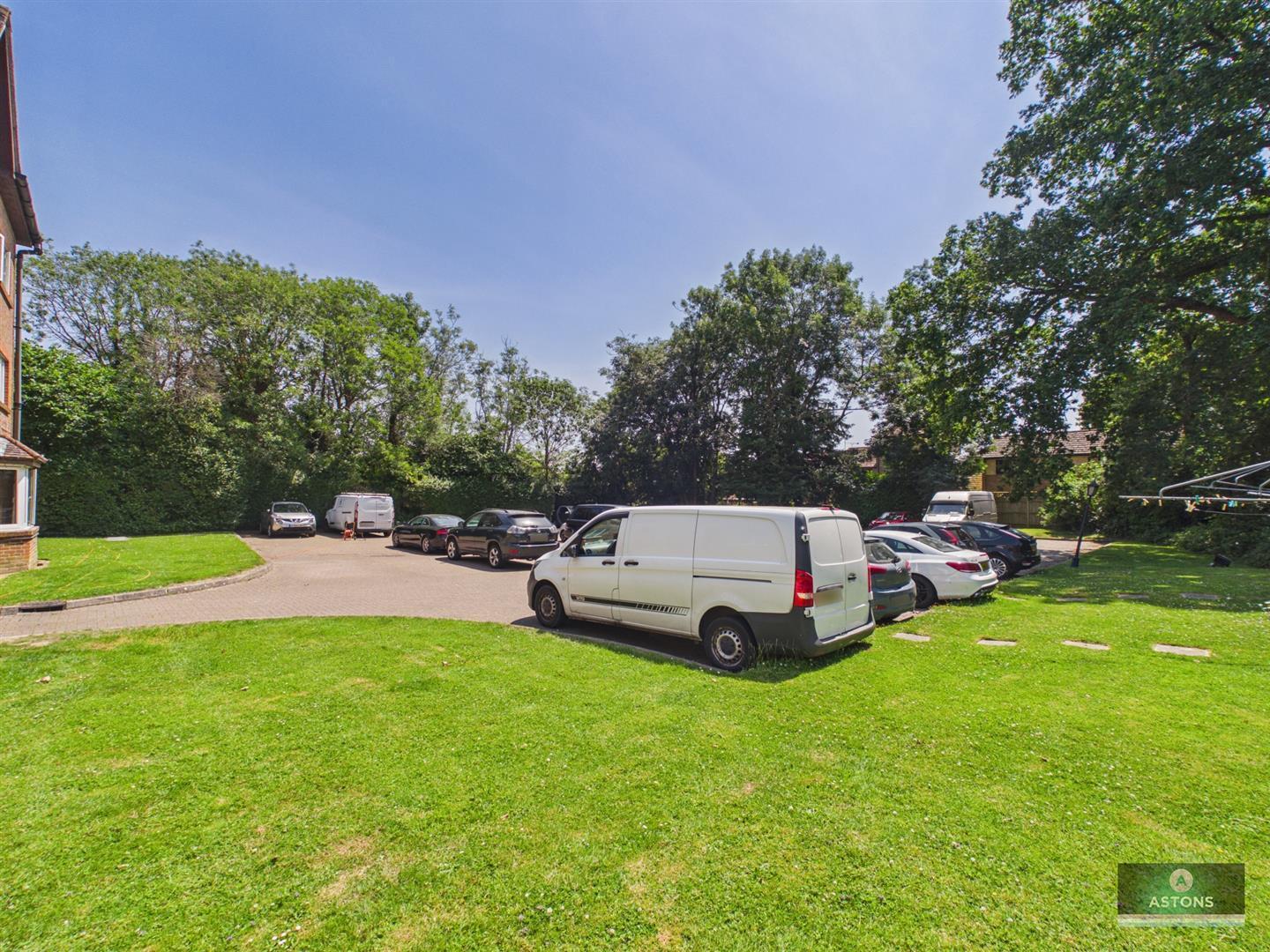 Maple Green, Southgate Image 9