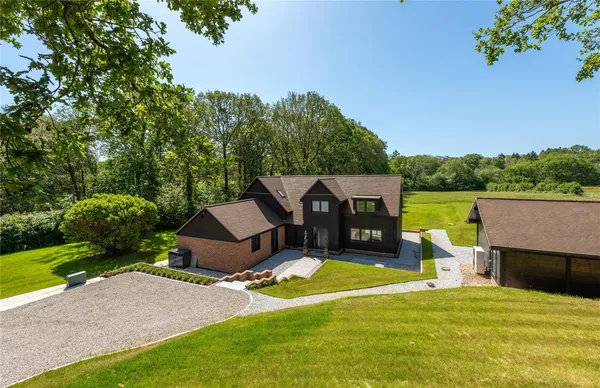 Walliswood, Dorking, RH5 photo 1