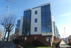 Main property image