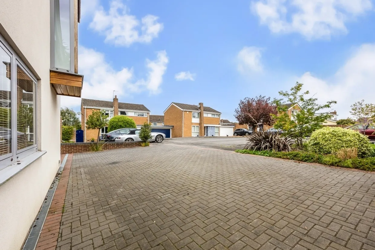 Clover Close Cumnor OX2 photo 6