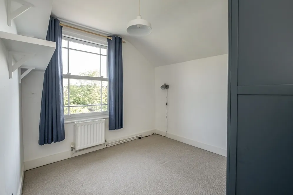 Gap Road Wimbledon SW19 photo 12