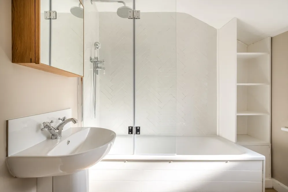 Gap Road Wimbledon SW19 photo 14