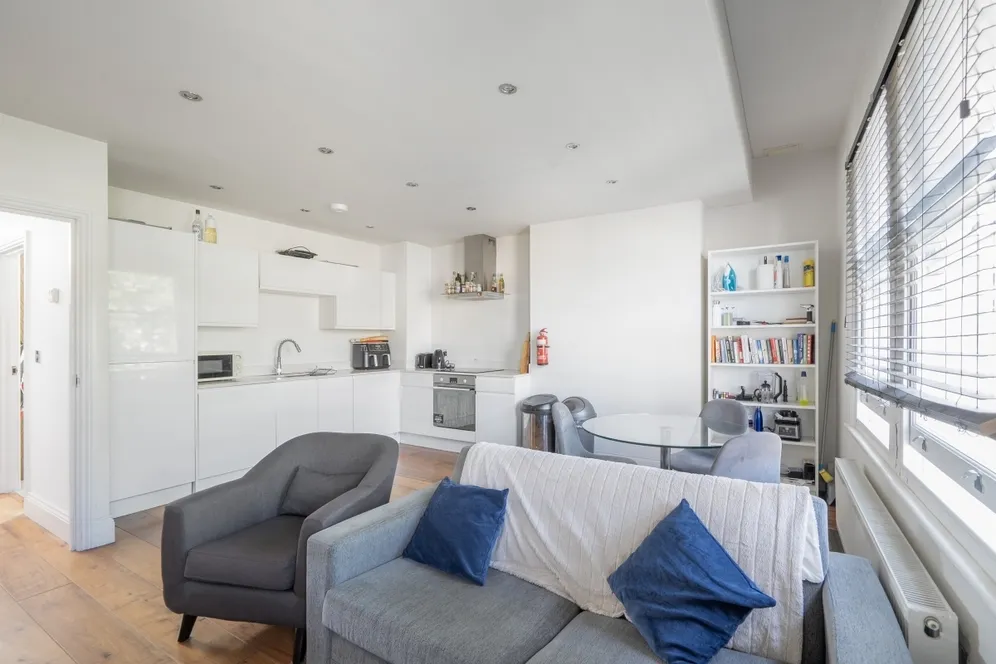 Saltram Crescent London W9 photo 12
