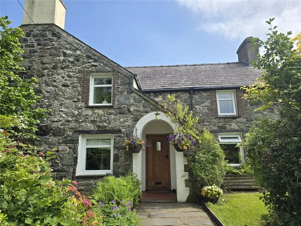 Groeslon, Caernarfon, Gwynedd, LL54