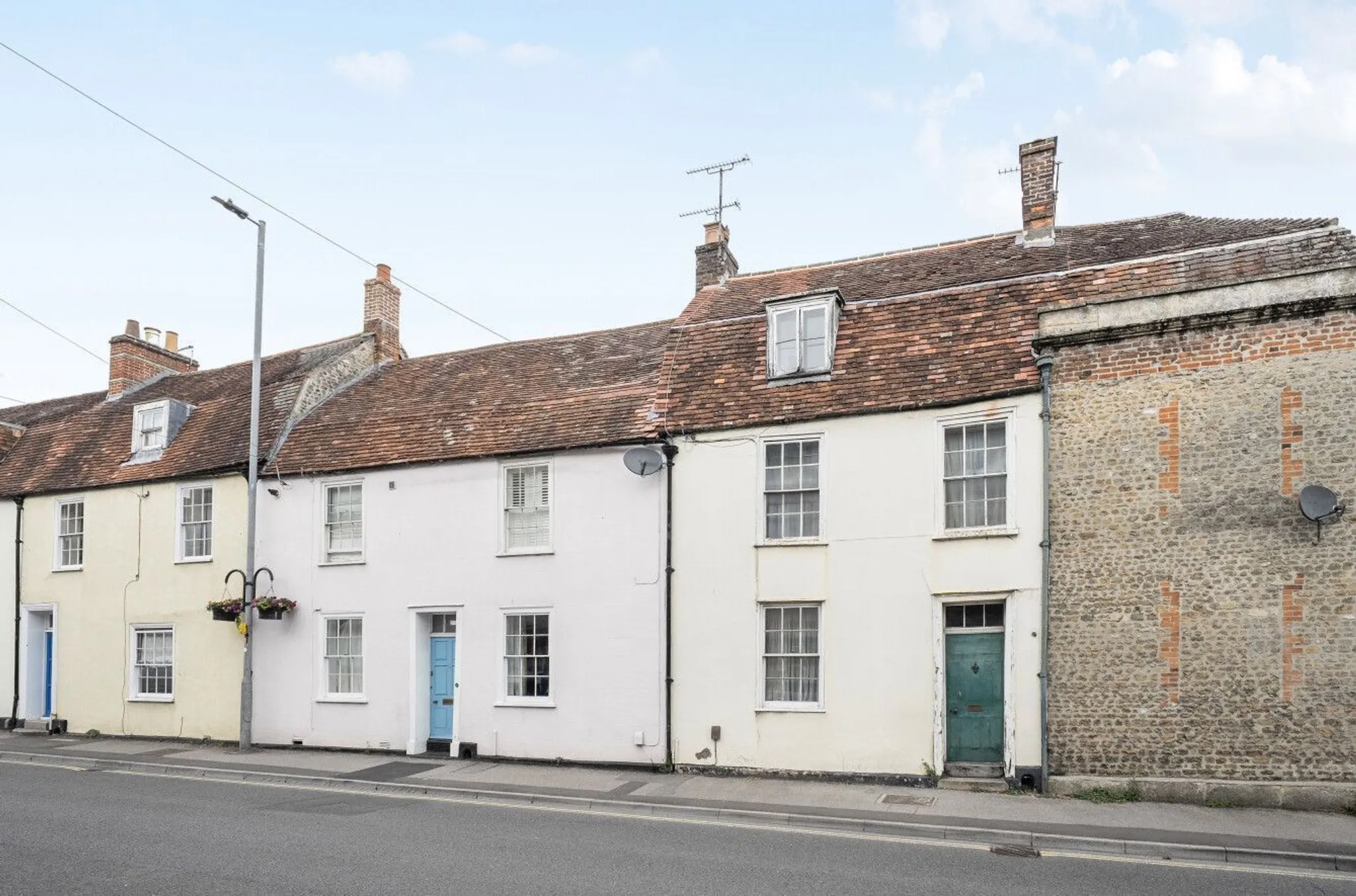 https://mr0.homeflow-assets.co.uk/files/photo/image/47687/4808/_x_/57872367.jpg