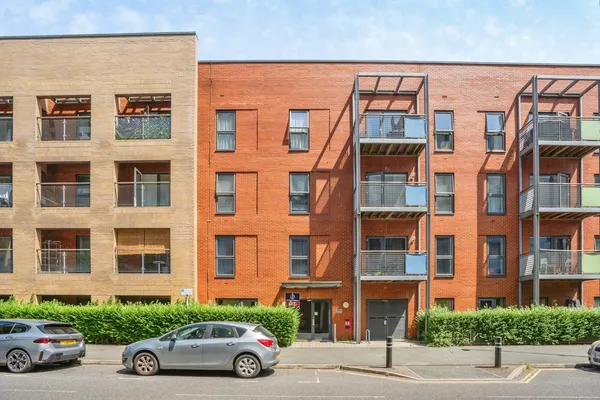 Cross Street, Portsmouth, Hampshire, PO1