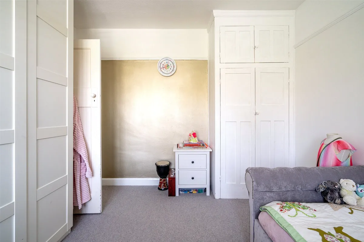 Hooley Lane, Redhill, Surrey, RH1