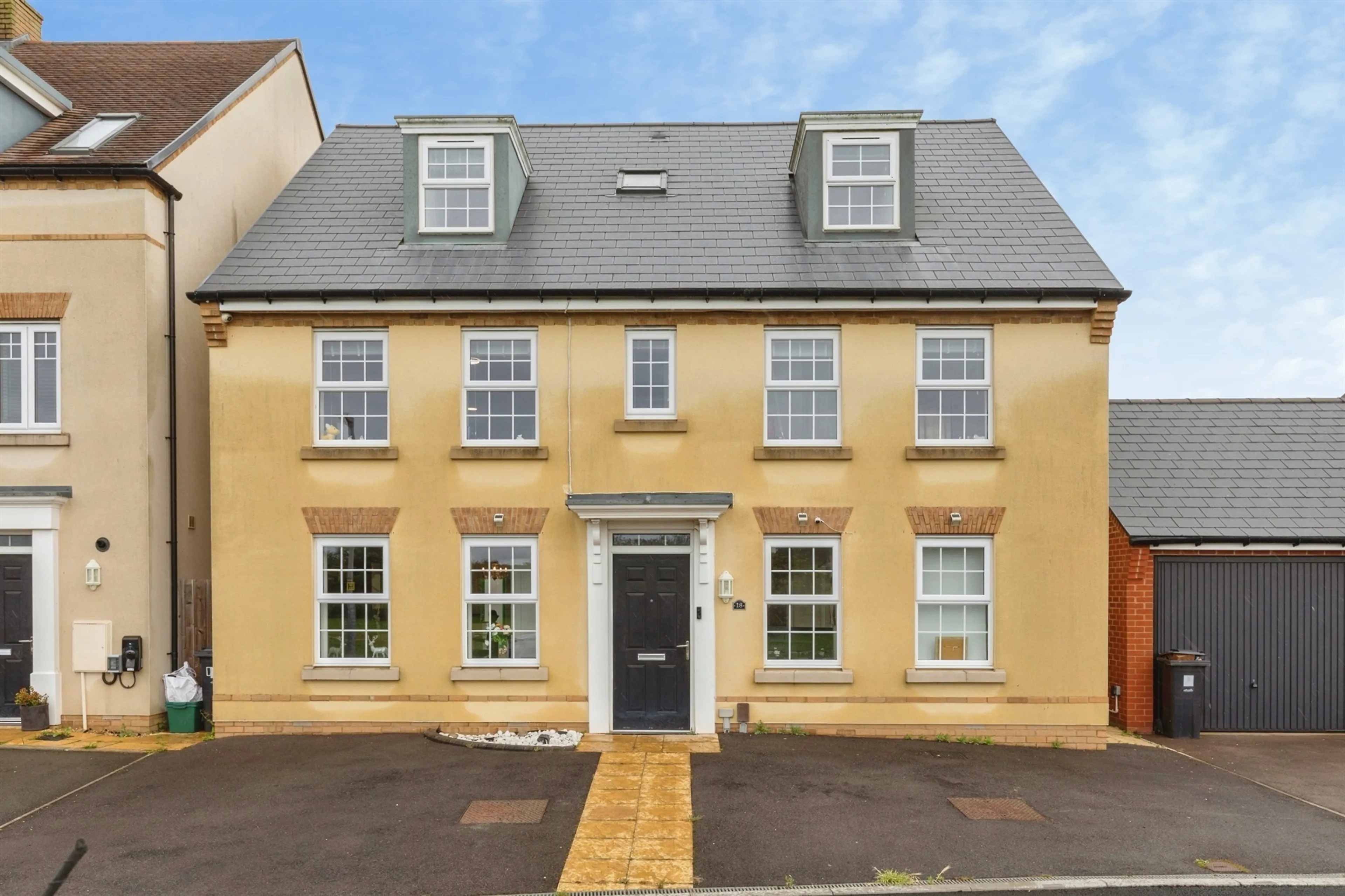Property photo 0