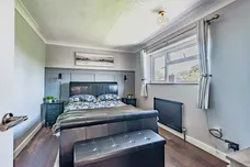 Spring Plat, Crawley