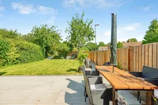 Spring Plat, Crawley