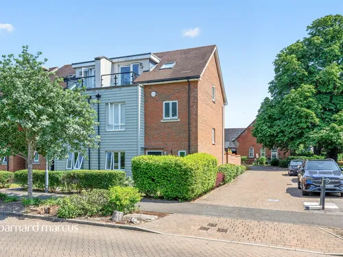 Parkview Way, Epsomphoto