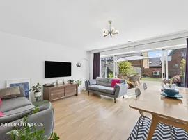 Parkview Way, Epsom thumb 2
