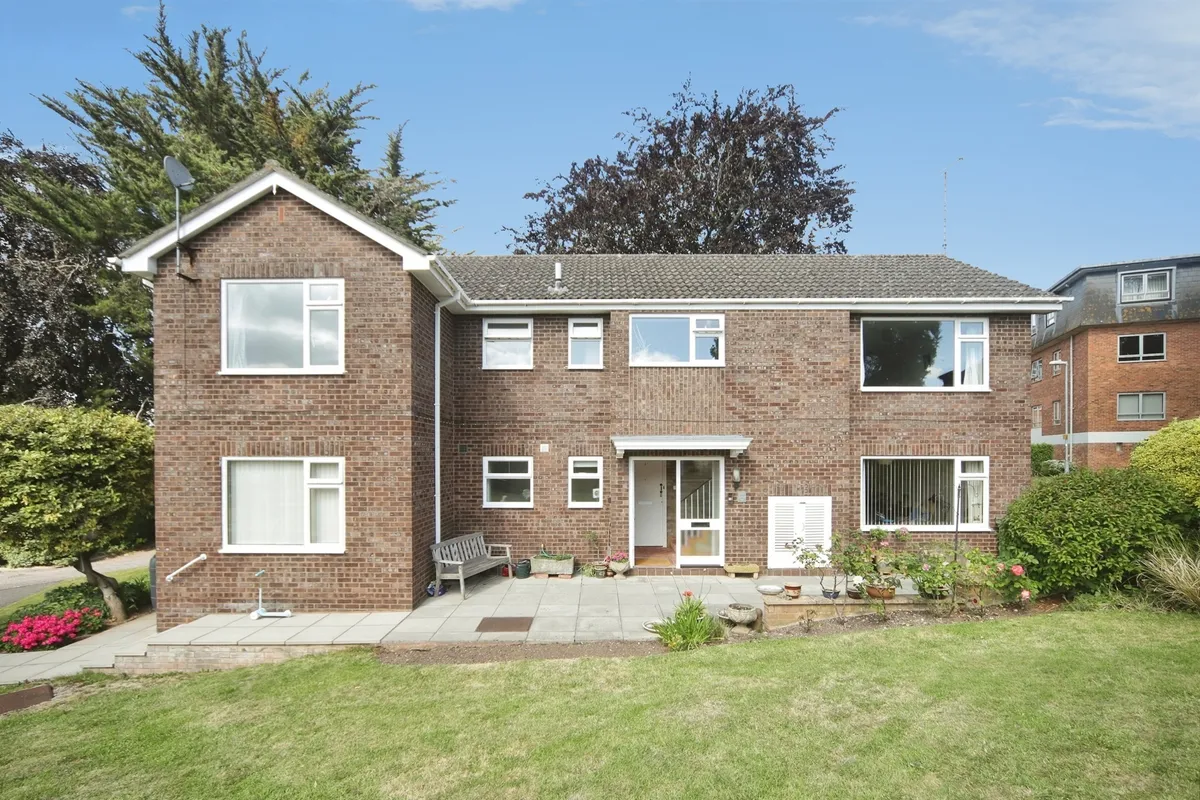 Compass Rise, Taunton