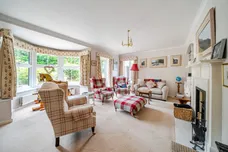 The Close, Farnham, GU9 photo 5