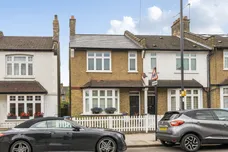Holtwhites Hill, Enfield