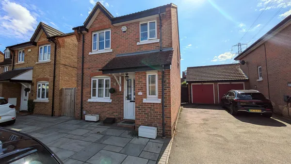 Fleming Road Chafford
