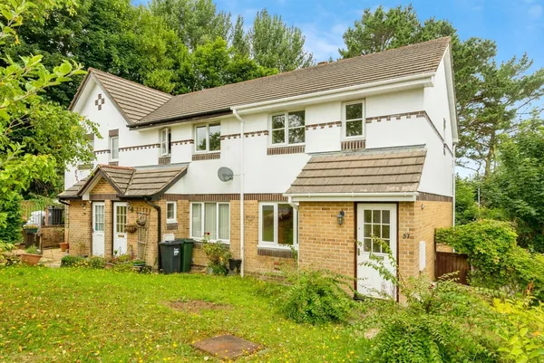 Chyandor Close, St. Blazey, Par, Corn...