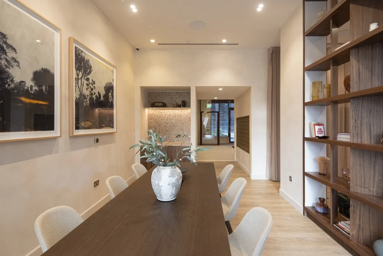 Biscuit Walk Bermondsey SE16 photo 9